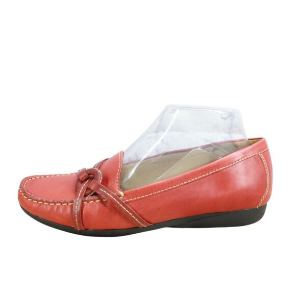 LL Bean Red Leather Slip-On Comfort Casual Flat Loafer Shoes Size 8 M - Picture 1 of 10